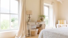 Exploring the Benefits of Linen Drapes: Elegance Meets Functionality
