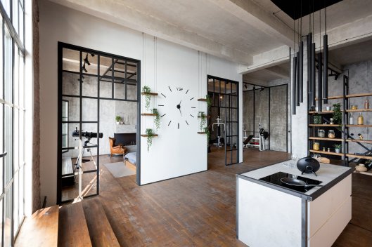 Choosing the Perfect Minimalist Clock for Your Contemporary Living Space